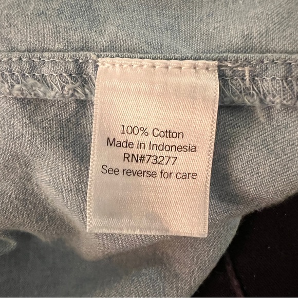 LC Lauren Conrad Women’s 100% Cotton Denim Sleeveless Ruffle Blouse Size: Large - Picture 8 of 12